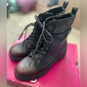 Burgundy SO laced boots